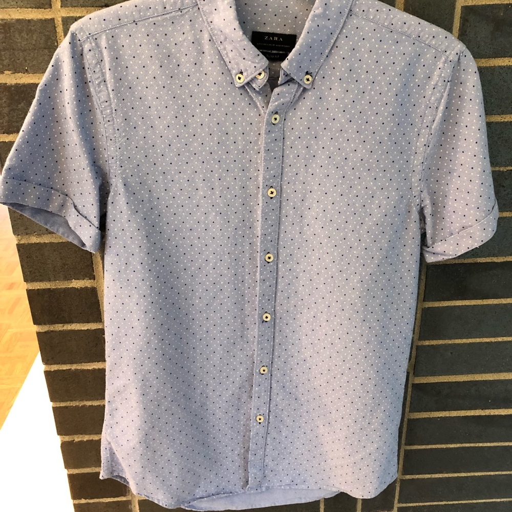 Men’s Zara Button Up Shirt SLIM FIT Size Small Dots